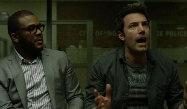 Nick Dunne terlihat marah di dalam cuplikan film Gone Girl